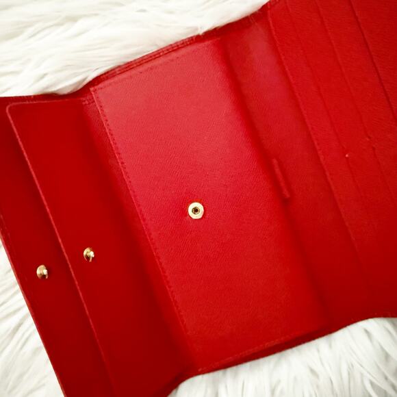 LOUIS VUITTON | Epi Leather Porte Trésor International Wallet Red Textured - Picture 11 of 13